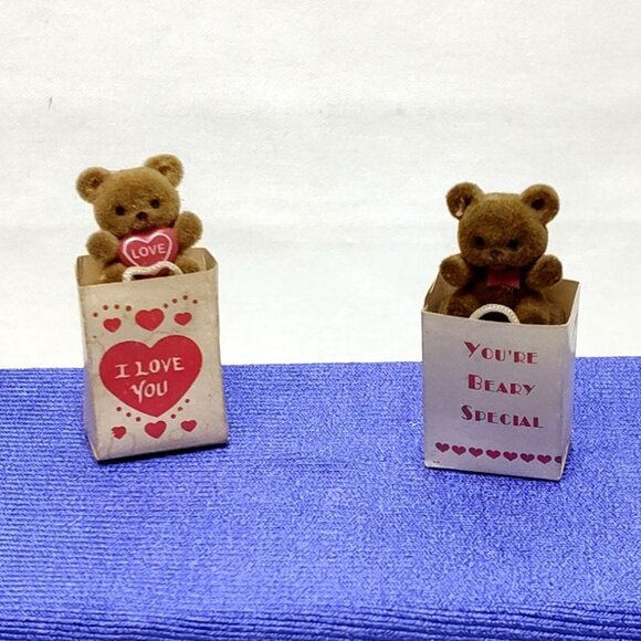Flocked Mini Teddy Bears Decorative Love Messages Gift Bags Fridge Magnets 1980s - Picture 1 of 5
